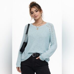 Forever 21 Light Blue Knit Sweater Cutout Shoulder Lightweight Spring M